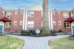 185 Bryant Ave, White Plains, NY 10605 - Photo 16