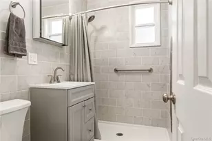 185 Bryant Ave, White Plains, NY 10605 - Photo 8