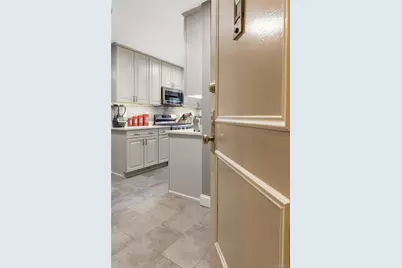 185 Bryant Avenue #1C, White Plains, NY 10605 - Photo 2