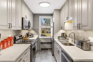 185 Bryant Ave, White Plains, NY 10605 - Photo 4