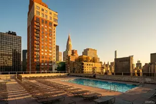 300 E 40th St, New York, NY 10016 - Photo 8