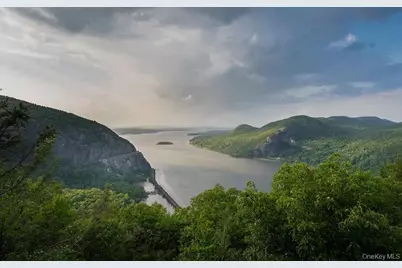 54 Wildwood Drive, Rock Tavern, NY 12575 - Photo 6