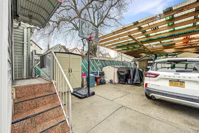 13536 95th Street, Ozone Park, NY 11417 - Photo 42