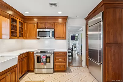 31 Fox Hunt Lane, Cold Spring Harbor, NY 11724 - Photo 16