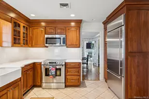 31 Fox Hunt Ln, Cold Spring Harbor, NY 11724 - Photo 16