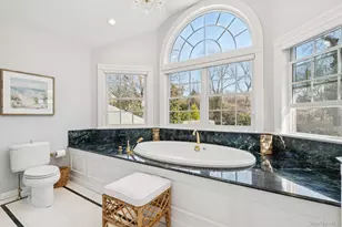 31 Fox Hunt Ln, Cold Spring Harbor, NY 11724 - Photo 34