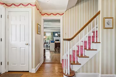 31 Fox Hunt Lane, Cold Spring Harbor, NY 11724 - Photo 6