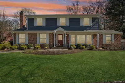 31 Fox Hunt Lane, Cold Spring Harbor, NY 11724 - Photo 1