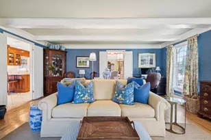 31 Fox Hunt Ln, Cold Spring Harbor, NY 11724 - Photo 10