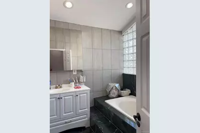 126 Bellmore Road, East Meadow, NY 11554 - Photo 10