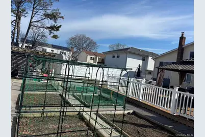 126 Bellmore Road, East Meadow, NY 11554 - Photo 26