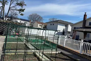 126 Bellmore Rd, East Meadow, NY 11554 - Photo 26