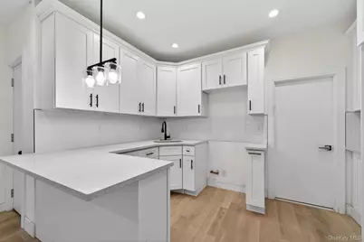 11405 Inwood Street, Jamaica, NY 11436 - Photo 4