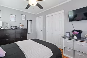 572 S Bayview Ave, Freeport, NY 11520 - Photo 14