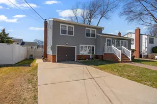 572 S Bayview Ave, Freeport, NY 11520 - Photo 2