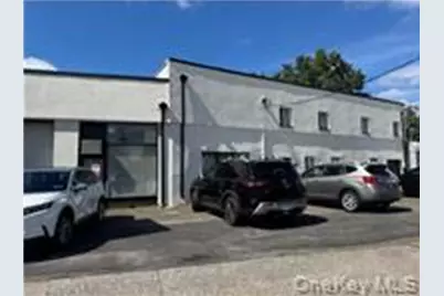 387A Jericho Turnpike #2, Floral Park, NY 11001 - Photo 1