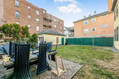 68 N 9th Avenue, Mount Vernon, NY 10550 - Photo 4