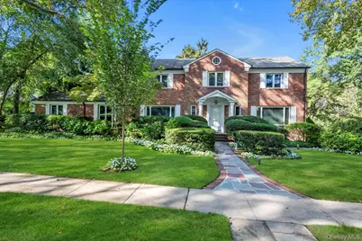 2 Chester Drive, Great Neck, NY 11021 - Photo 1