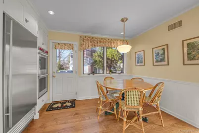 2 Chester Drive, Great Neck, NY 11021 - Photo 12