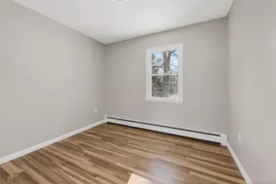 676-678 Oak Summit Road, Millbrook, NY 12545 - Photo 16