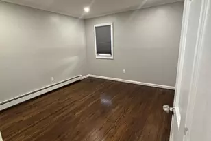 26 Adams St, Hicksville, NY 11801 - Photo 4