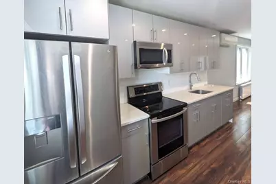 58-09 61 Street #2 FL, Maspeth, NY 11379 - Photo 4