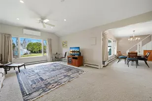 46 Boxwood Ln, Hicksville, NY 11801 - Photo 14