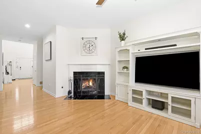 18 Clearwater Court, Beacon, NY 12508 - Photo 10