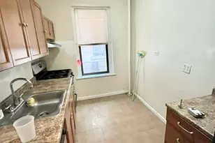 2187 Holland Ave, Bronx, NY 10462 - Photo 4