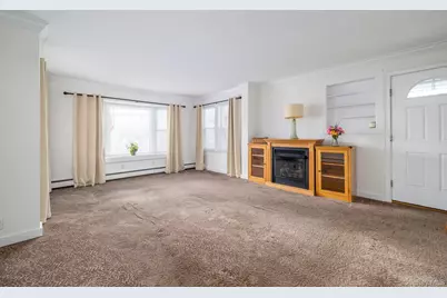 77 Lawson Avenue, East Rockaway, NY 11518 - Photo 10