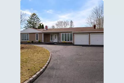 12 Fowler Lane, Mount Sinai, NY 11766 - Photo 2