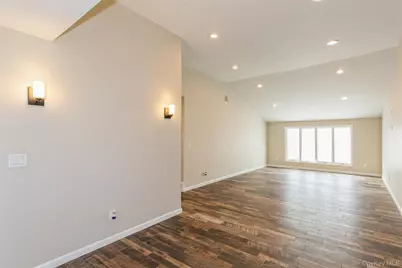 12 Fowler Lane, Mount Sinai, NY 11766 - Photo 4