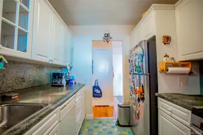 333 E Broadway #4G, Long Beach, NY 11561 - Photo 16