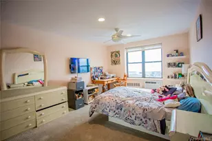 333 E Broadway, Long Beach, NY 11561 - Photo 14