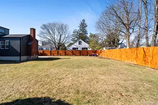 41 Liberty Ave, North Babylon, NY 11703 - Photo 42