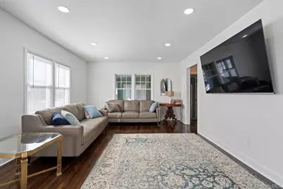 41 Liberty Avenue, North Babylon, NY 11703 - Photo 8