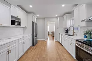 41 Liberty Ave, North Babylon, NY 11703 - Photo 14