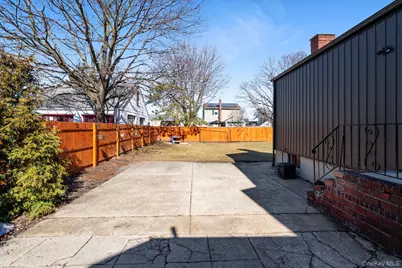 41 Liberty Avenue, North Babylon, NY 11703 - Photo 38