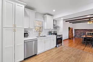 41 Liberty Ave, North Babylon, NY 11703 - Photo 12