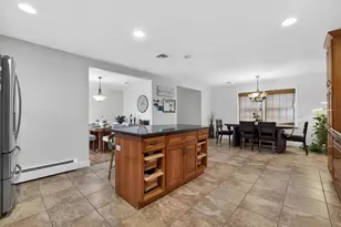 10 Rensselaer Dr, Spring Valley, NY 10977 - Photo 16