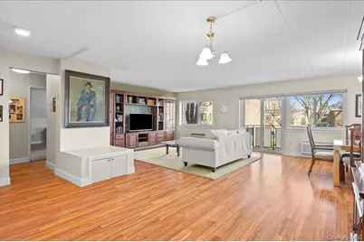 30 Greenridge Avenue #4M, White Plains, NY 10605 - Photo 12