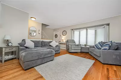 75 N Sloan Drive N, Valley Stream, NY 11580 - Photo 12