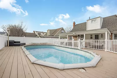 75 N Sloan Drive N, Valley Stream, NY 11580 - Photo 8