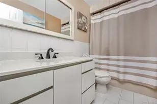 75 N Sloan Dr N, Valley Stream, NY 11580 - Photo 20