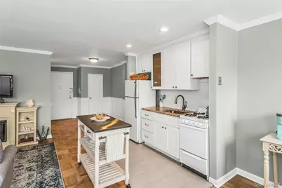 315 Atlantic Avenue #1N, East Rockaway, NY 11518 - Photo 2