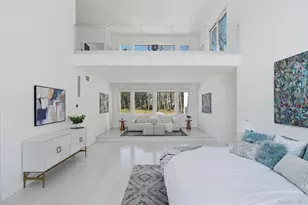 31 Chestnut Hill Dr, Upper Brookville, NY 11771 - Photo 20