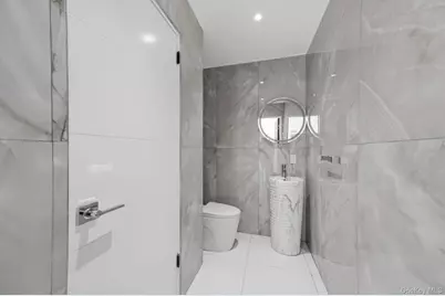 31 Chestnut Hill Drive, Upper Brookville, NY 11771 - Photo 46