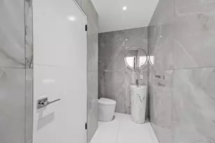 31 Chestnut Hill Dr, Upper Brookville, NY 11771 - Photo 46