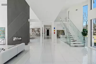 31 Chestnut Hill Drive, Upper Brookville, NY 11771 - Photo 8