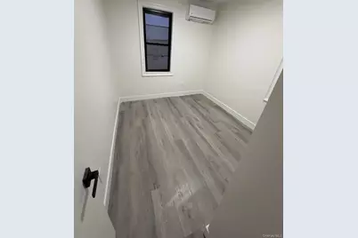 131-06 14th Ave, College Point, NY 11356 - Photo 4